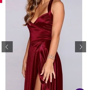 Red satin Windsor long dress